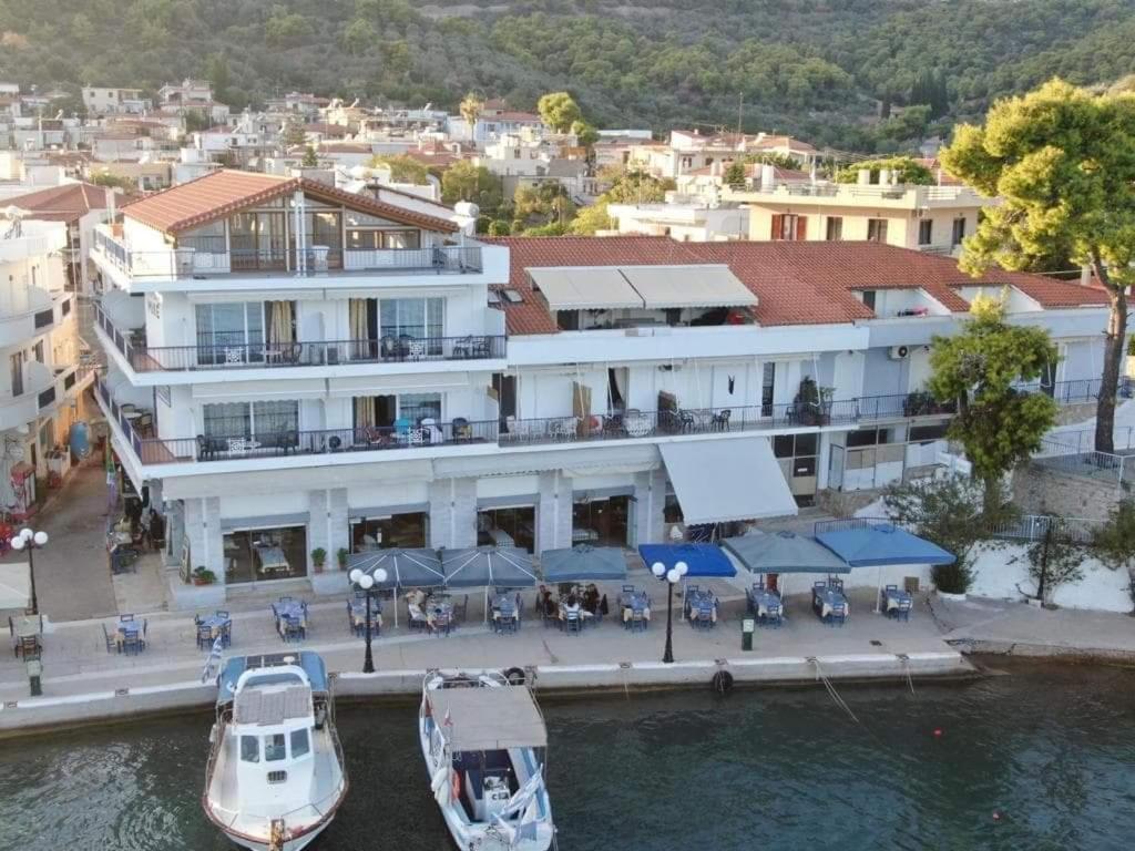 Hotel Mike Epidaurus 外观 照片