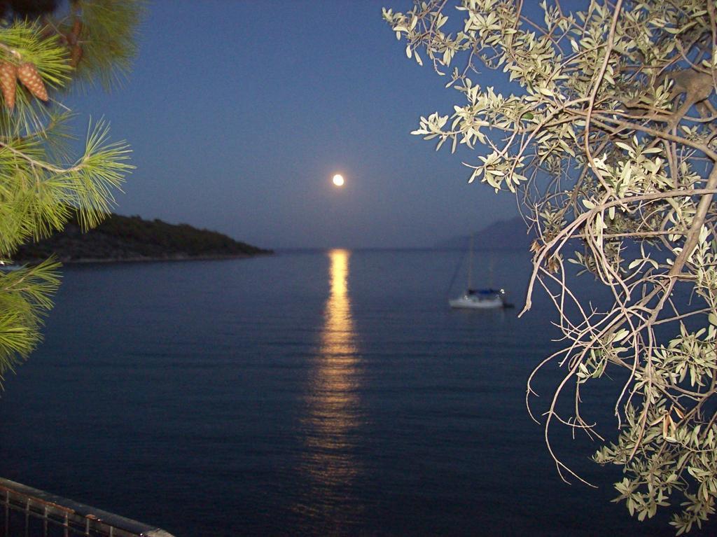 Hotel Mike Epidaurus 外观 照片